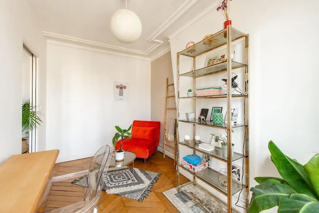 Le Voltaire Apartment Paris France